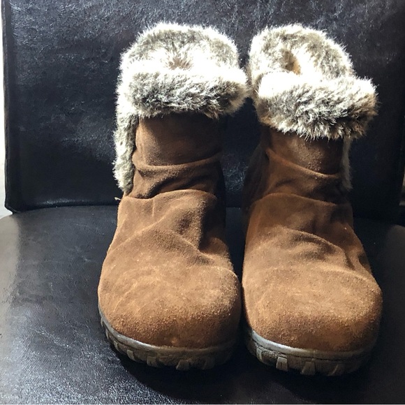 Khombu Lindsey Women’s Brown Suede Ankle Winter Boots Size 9 - Picture 4 of 11